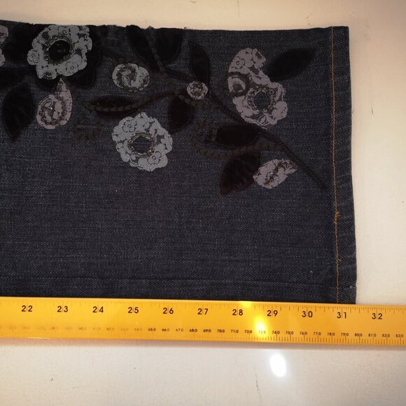 Talbots Stretch Ladies Size 8 Straight Leg Dark Wash Jeans - Picture 15 of 15